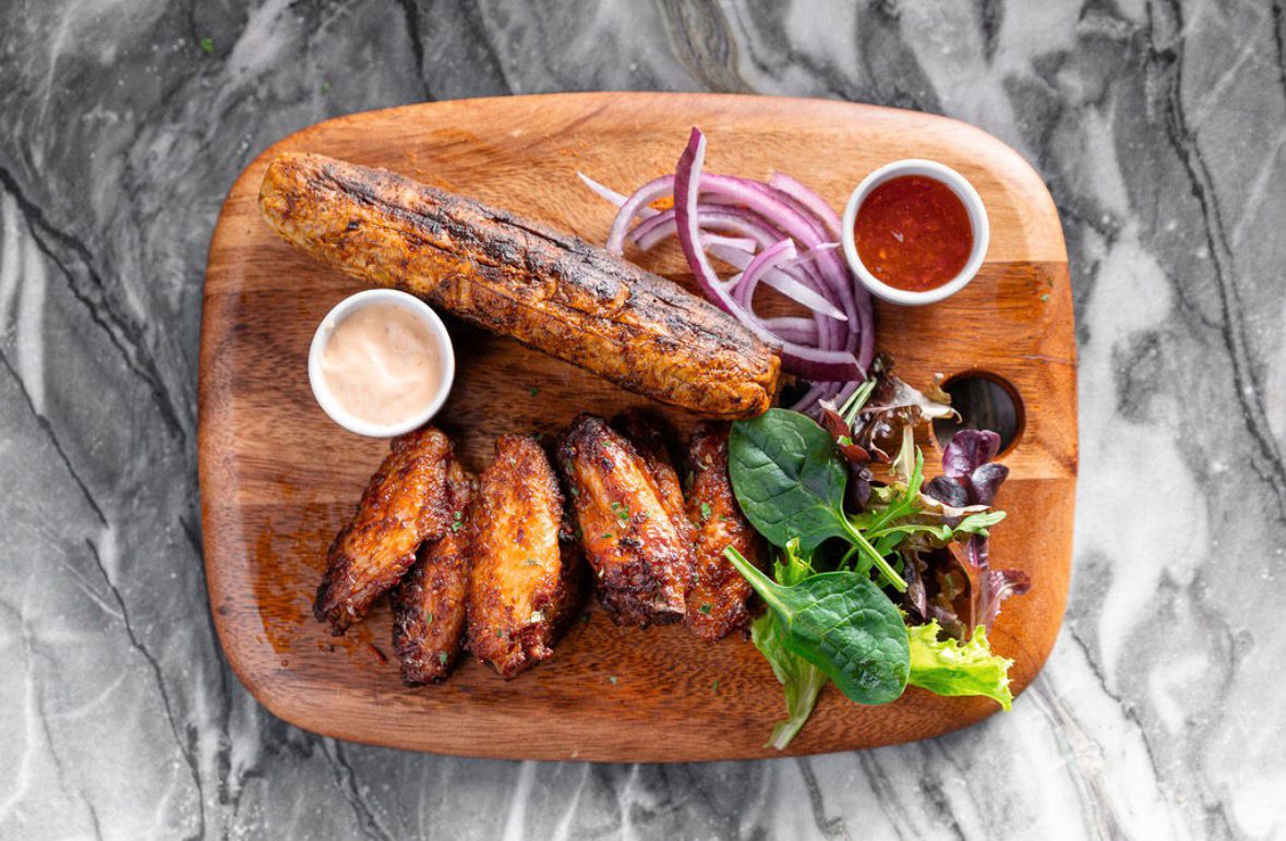Wings & Bole Board